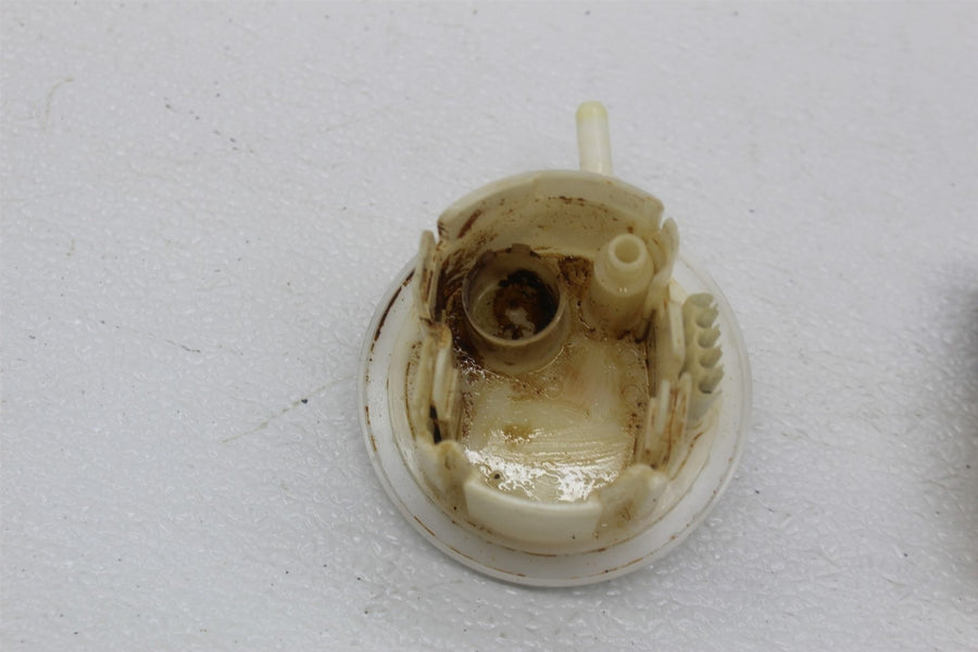 15-19 YAMAHA YZF R1 GAS FUEL PUMP HOUSING BASE