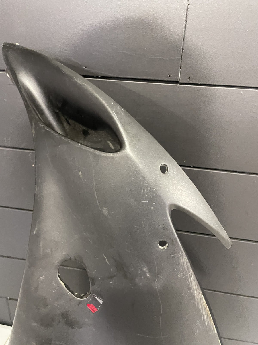 04-06 YAMAHA YZF R1 LEFT FRONT UPPER MID SIDE FAIRING COWL PLASTIC