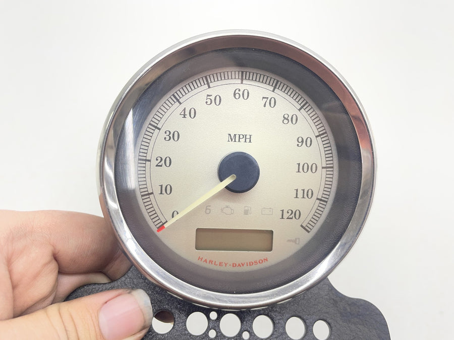 06-11 HARLEY-DAVIDSON DYNA SUPER GLIDE FXD GAUGE SPEEDOMETER ODOMETER