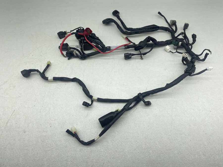 11-13 YAMAHA FZ8 MAIN ENGINE WIRING HARNESS MOTOR WIRE LOOM 39P-82590-10