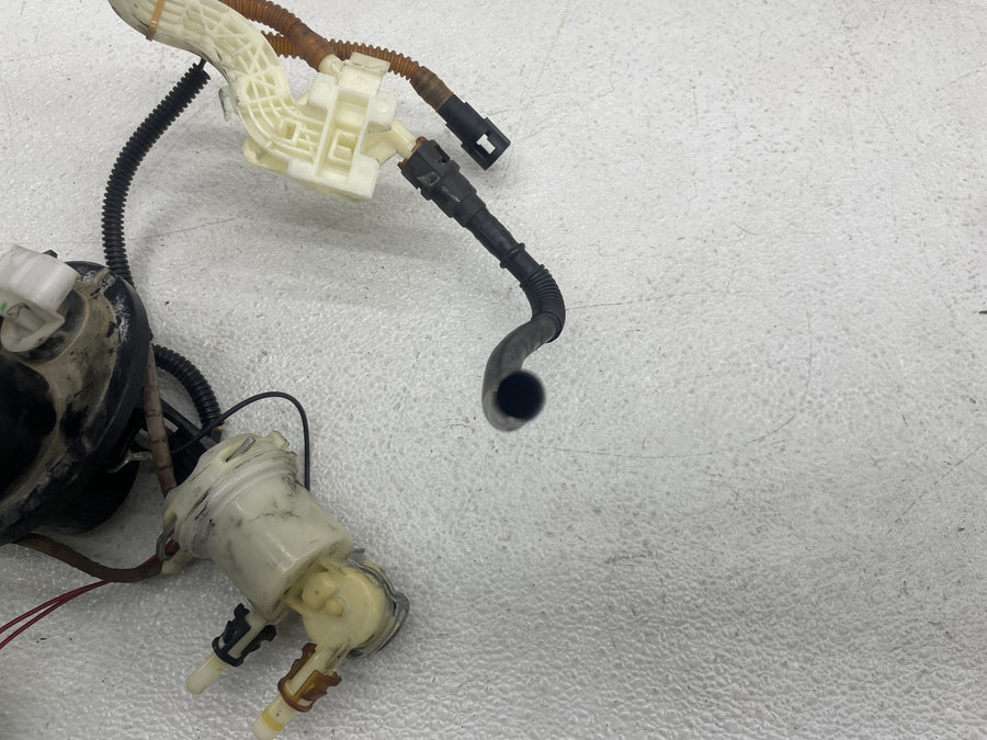 12-16 HARLEY-DAVIDSON STREET GLIDE FLHX FUEL PUMP GAS PETROL SENDER UNIT