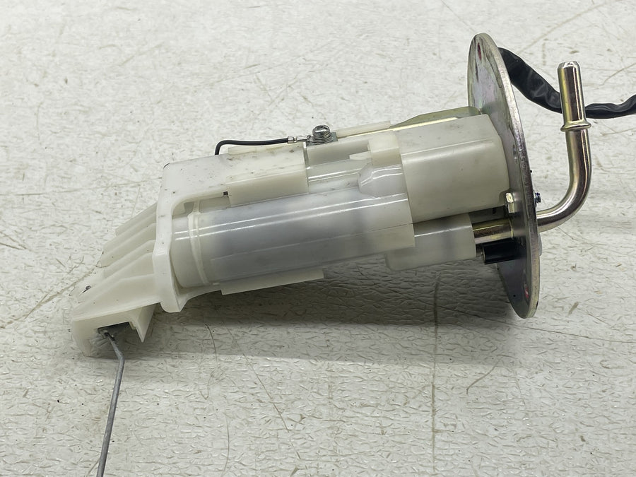 15-21 KAWASAKI VERSYS 650 KLE650 FUEL PUMP GAS PETROL SENDER UNIT 49040-0737