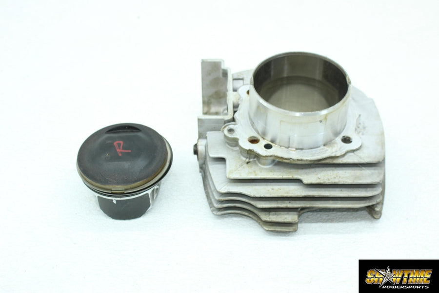 06-07 DUCATI MONSTER S2R 800 ENGINE REAR MOTOR PISTON CYLINDER BLOCK JUG