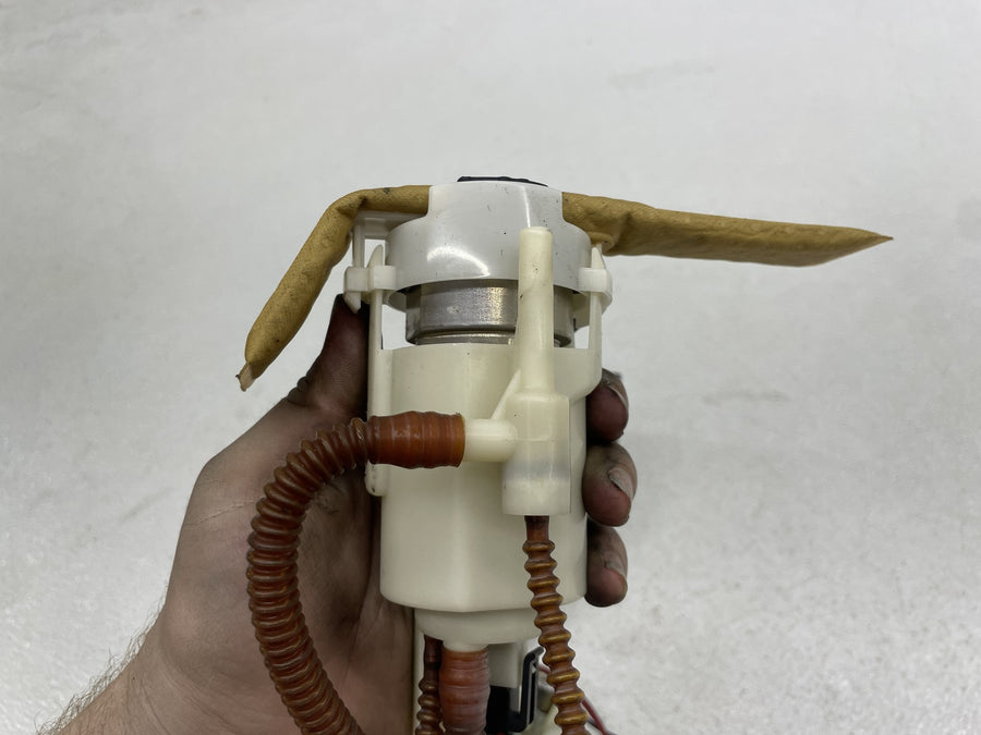 07-11 HARLEY-DAVIDSON STREET GLIDE FLHX FUEL GAS PUMP