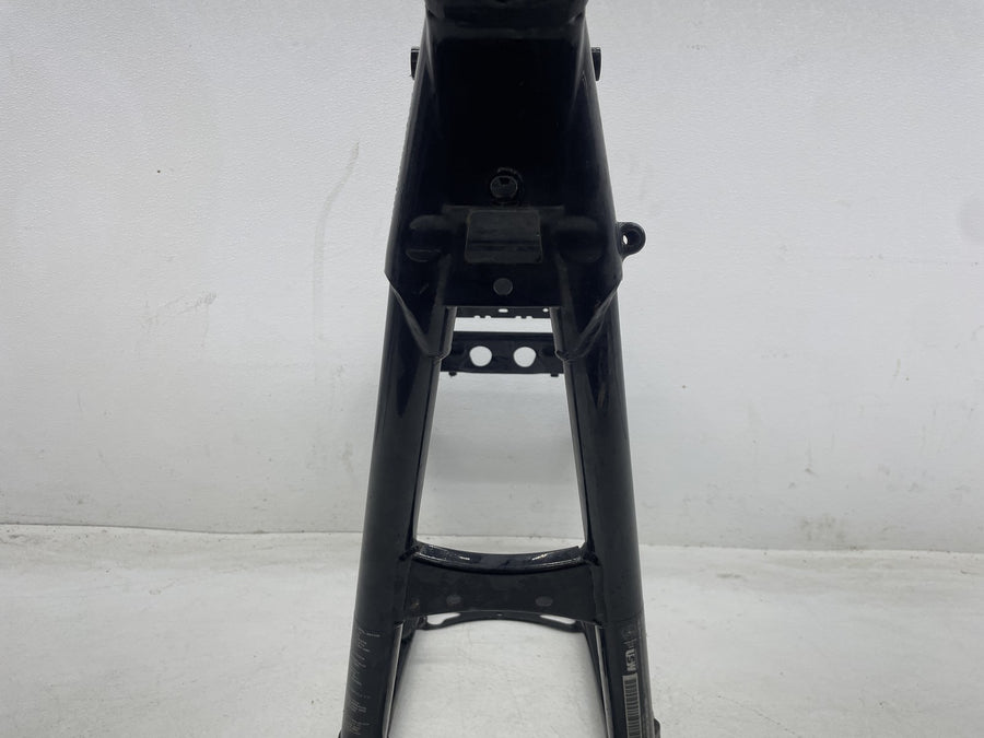 12-16 HARLEY-DAVIDSON ELECTRA GLIDE ULTRA CLASSIC STPSC FRAME CHASSI STRAIGHT