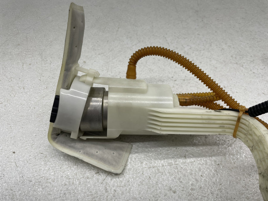 17-23 HARLEY-DAVIDSON ELECTRA GLIDE ULTRA LIMITED FLHTK FUEL PUMP GAS PETROL
