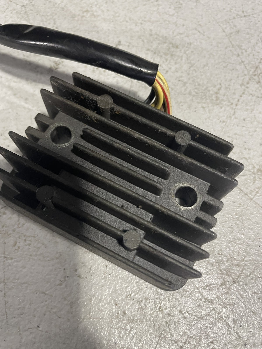 94-09 KAWASAKI NINJA 500R EX500D RECTIFIER VOLTAGE REGULATOR