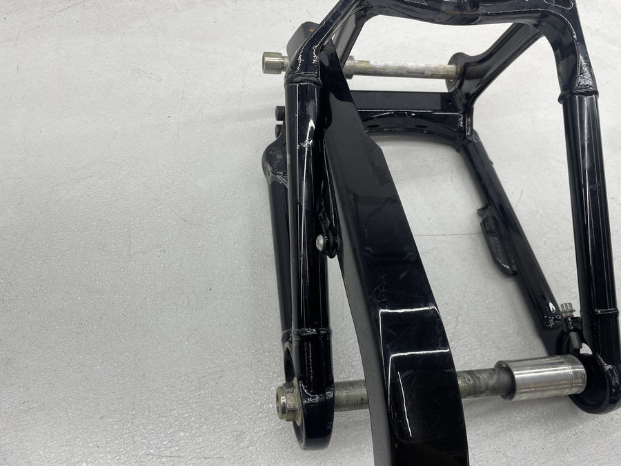 18-23 HARLEY-DAVIDSON STREET BOB REAR SWINGARM SUSPENSION ARM