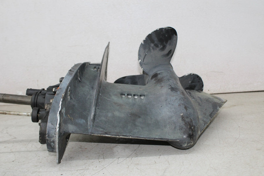 1999 JOHNSON 115 V4 OUTBOARD LOWER ENGINE UNIT GEAR CASE (SEE DESCP