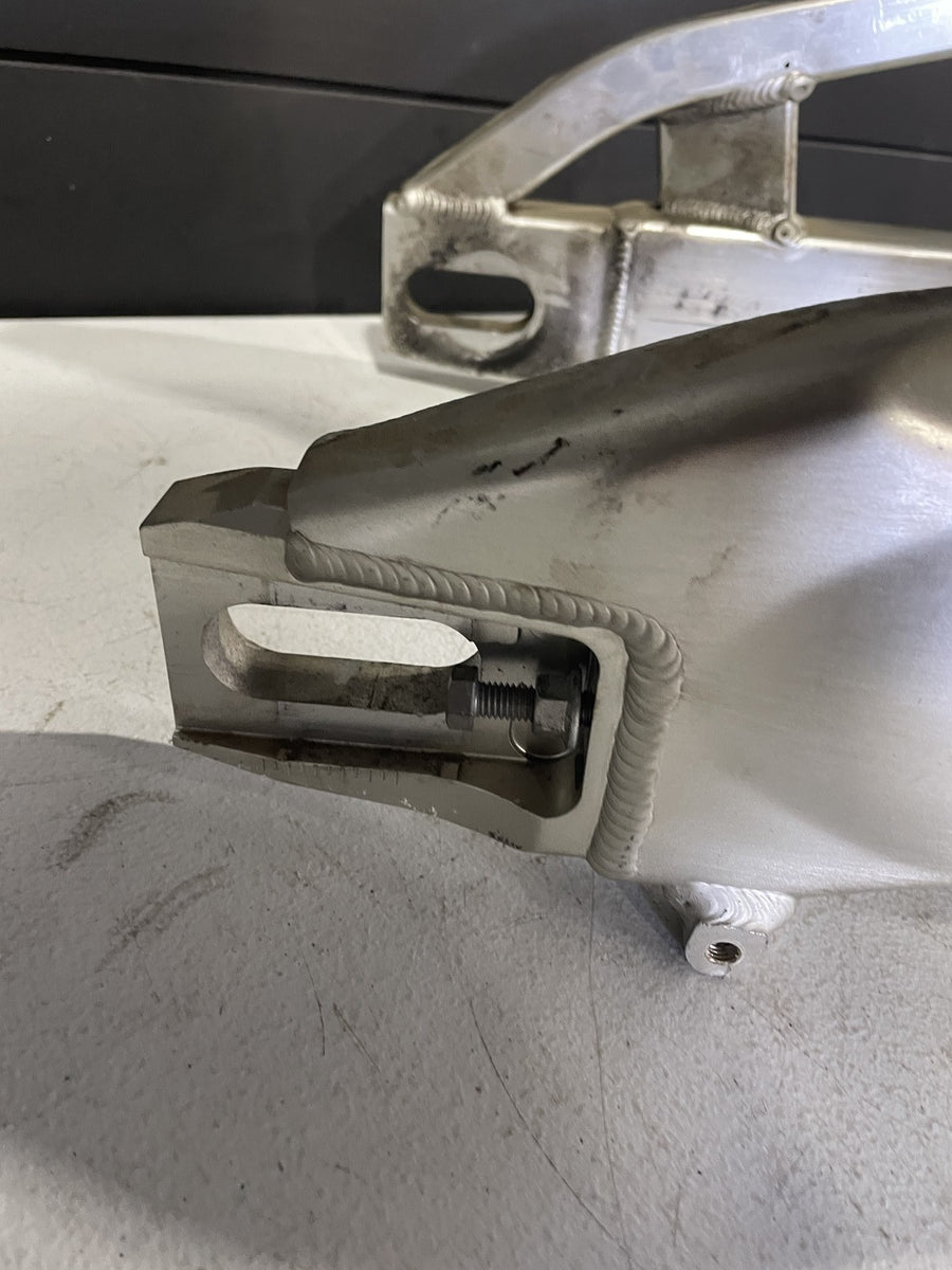 06-07 HONDA CBR1000RR REAR SWINGARM BACK SUSPENSION SWING ARM 52200-MEL-D30