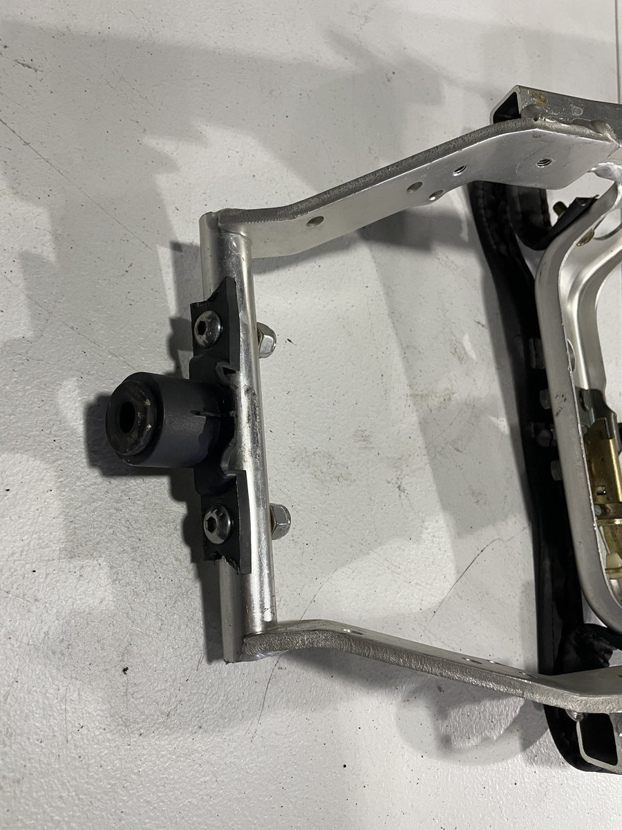 99-02 YAMAHA YZF R6 REAR BACK TAIL SUBFRAME SUB FRAME