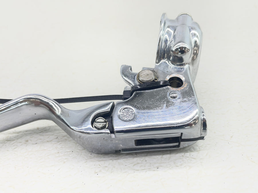 24-26 HARLEY-DAVIDSON ROAD GLIDE FLTRX 117CI M8 CHROME CLUTCH LEVER PERCH MOUNT