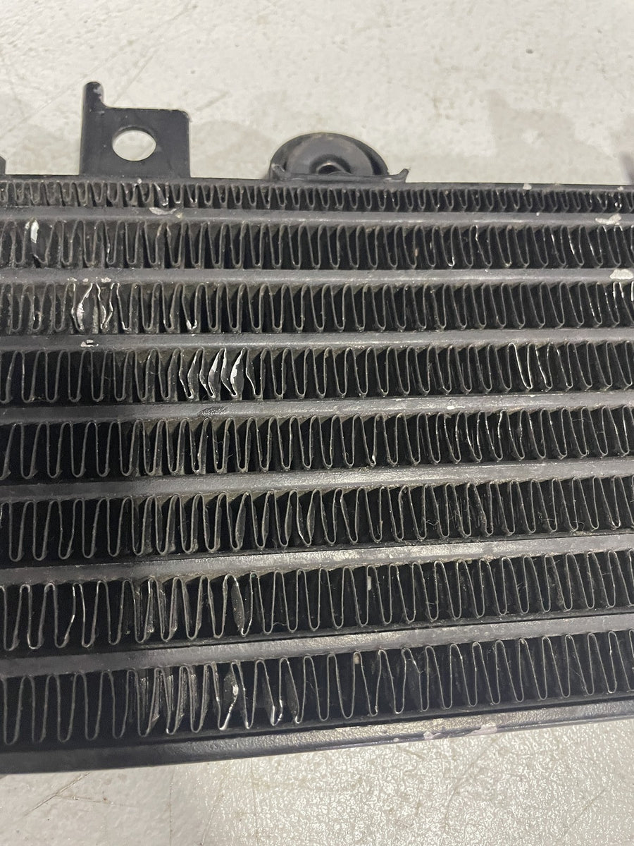 99-04 TRIUMPH SPRINT ST 955 ENGINE MOTOR OIL COOLER  T2101515