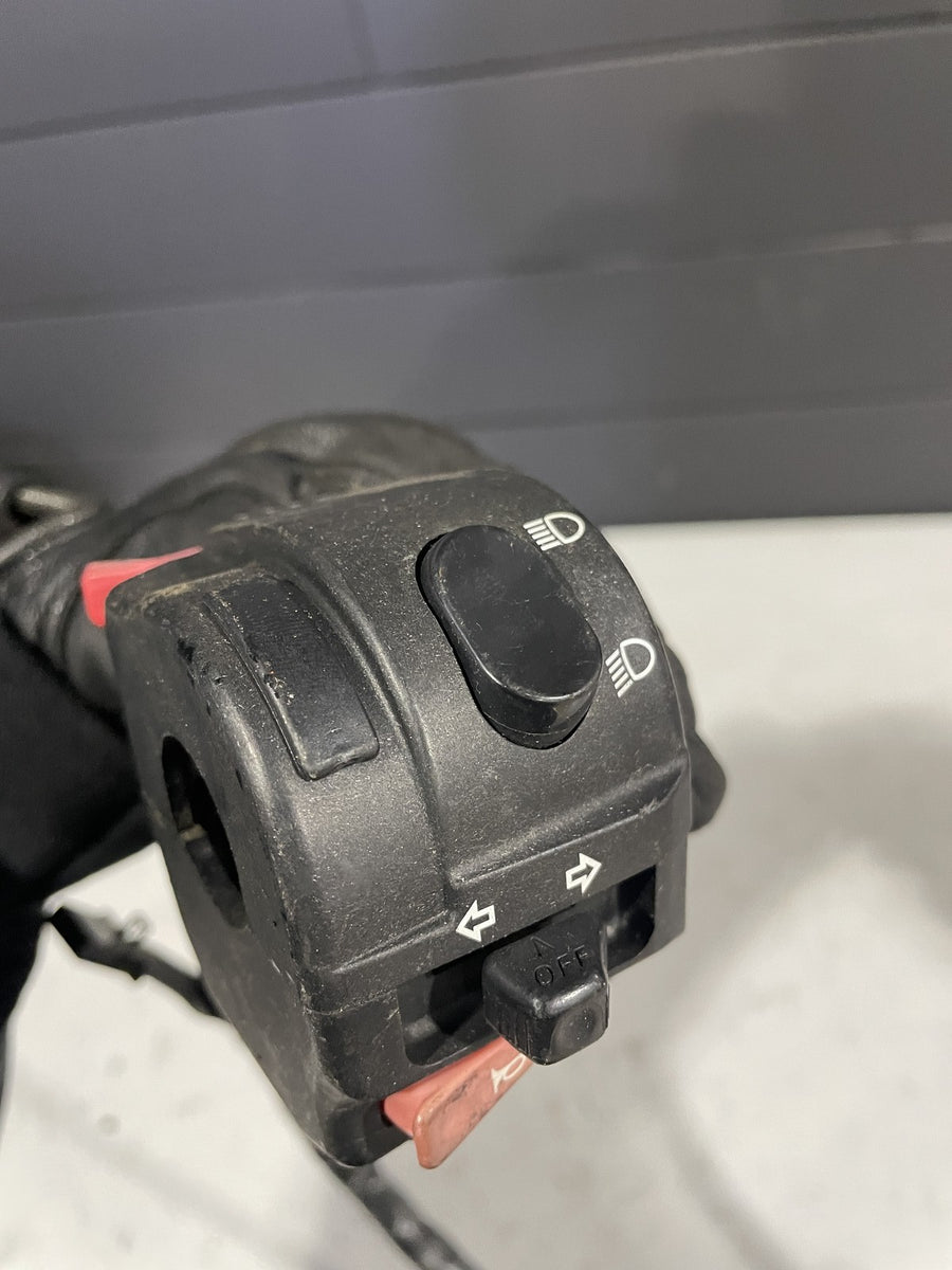 2001 TRIUMPH SPRINT RS LEFT CLIP ON HANDLE HORN SIGNALS SWITCH SWITCHES