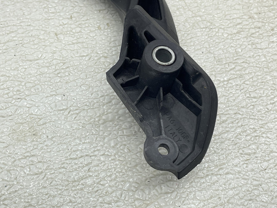 09-14 BMW F800R PASSENGER REAR SEAT GRAB BAR HANDLE RAIL PILLION 7678739-05