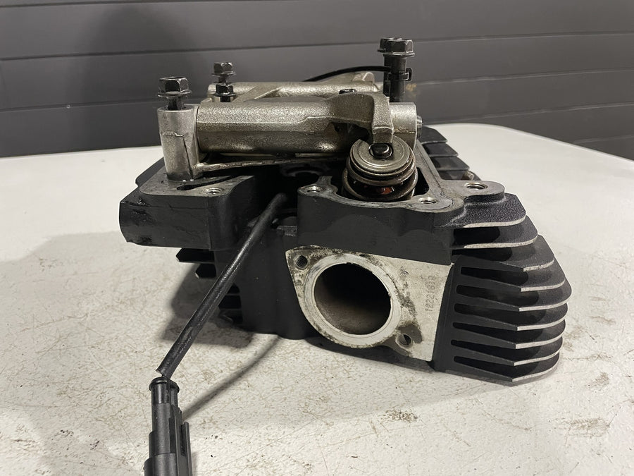 06-11 HARLEY-DAVIDSON DYNA STREET BOB FXDBI REAR ENGINE TOP END CYLINDER HEAD