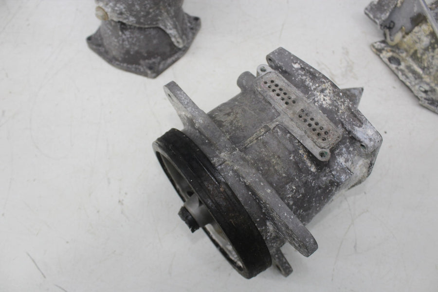 20-24 KAWASAKI JET SKI STX 160X COMPLETE JET PUMP NOZZLE GATE MOUNT