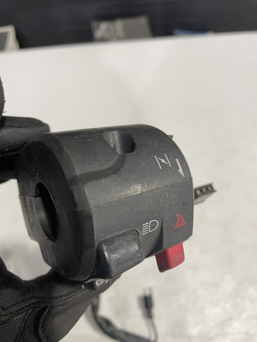 98-99 KAWASAKI NINJA ZX9R LEFT CLIP ON HANDLE HORN SIGNALS SWITCH SWITCHES