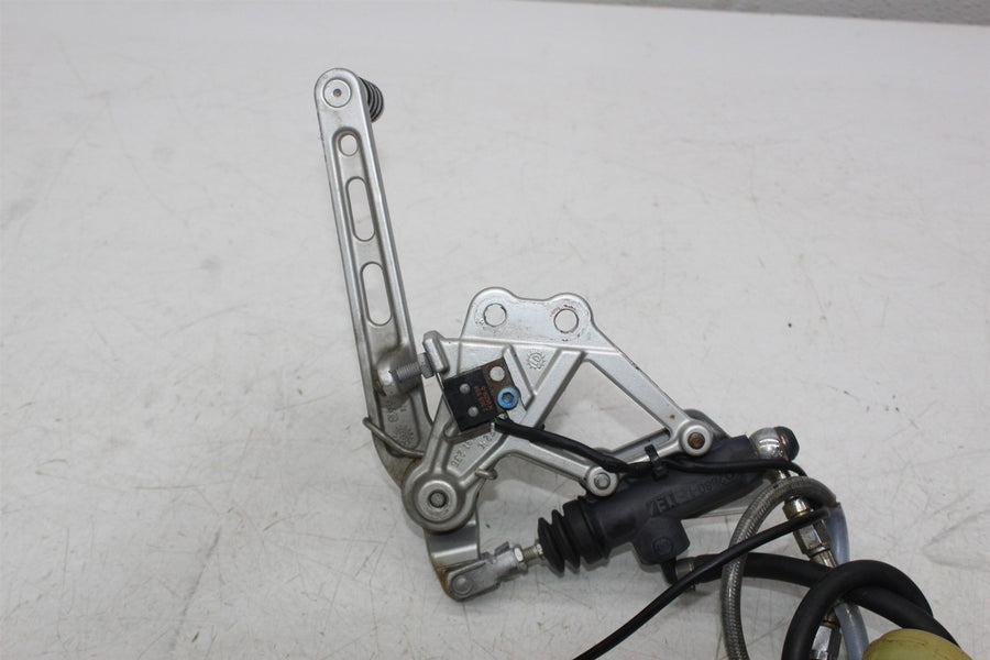98-05 BMW R1100 S RIGHT REARSET REAR SET DRIVER FOOT PEG MASTER CYLINDER