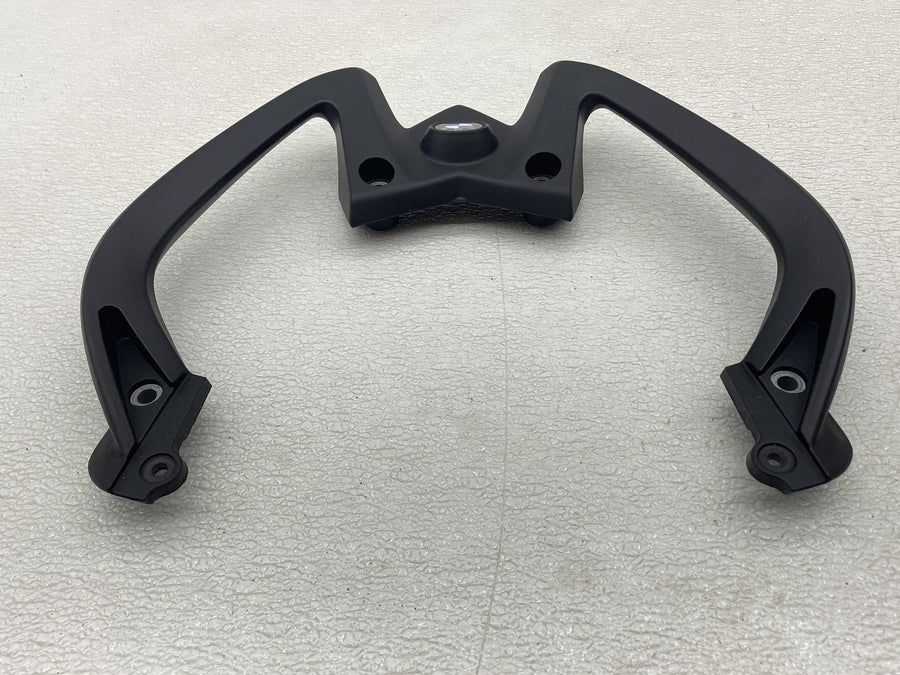 09-14 BMW F800R PASSENGER REAR SEAT GRAB BAR HANDLE RAIL PILLION 7678739-05