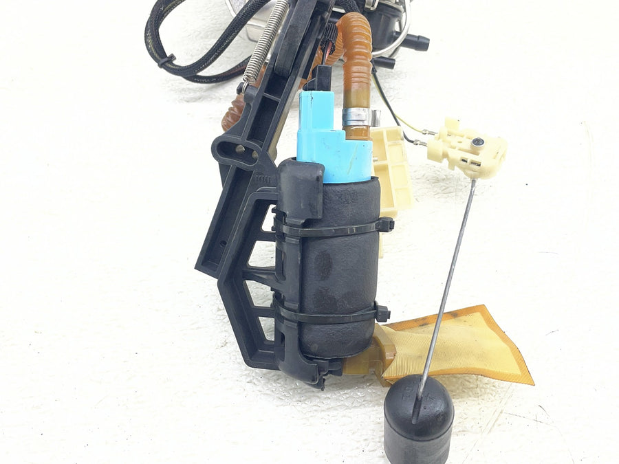07-09 HARLEY-DAVIDSON SOFTAIL NIGHT TRAIN FXSTB FUEL GAS PUMP 75132-06