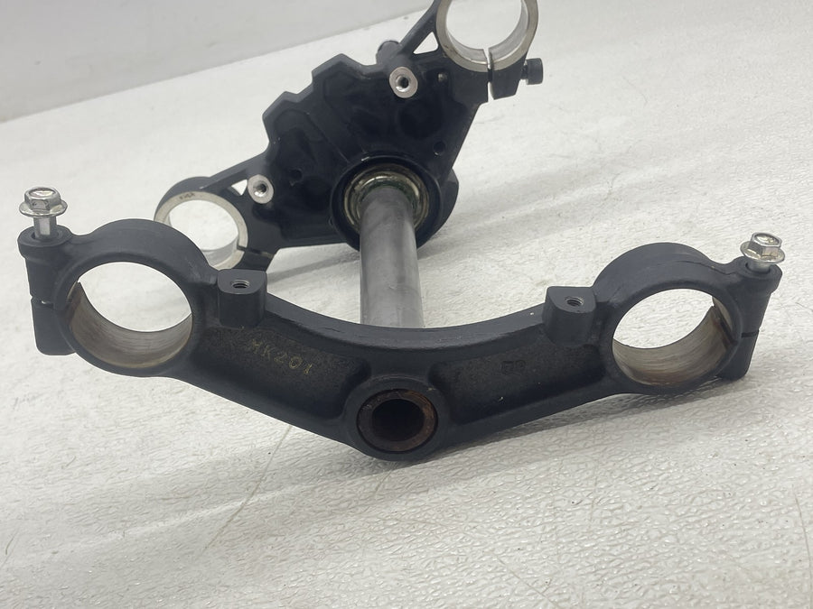 18-26 KAWASAKI Z125 PRO BR125 FRONT FORKS CLAMP TRIPLE TREE STEM
