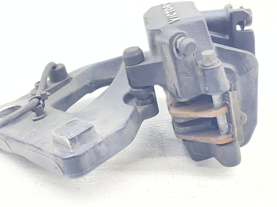12-17 VICTORY CROSS COUNTRY TOUR REAR BACK BRAKE CALIPER W MOUNT BRACKET