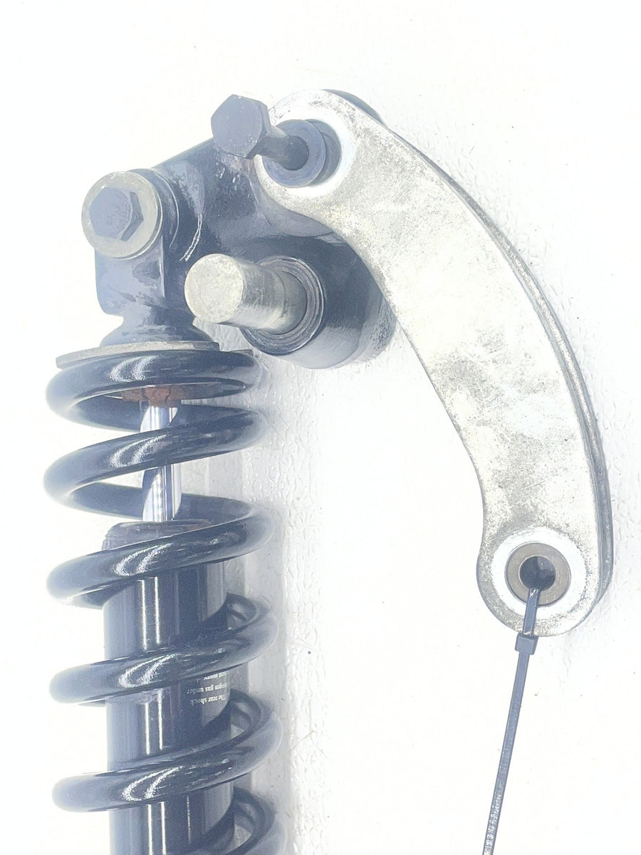 04-06 VICTORY KINGPIN REAR BACK SHOCK ABSORBER LINKAGE