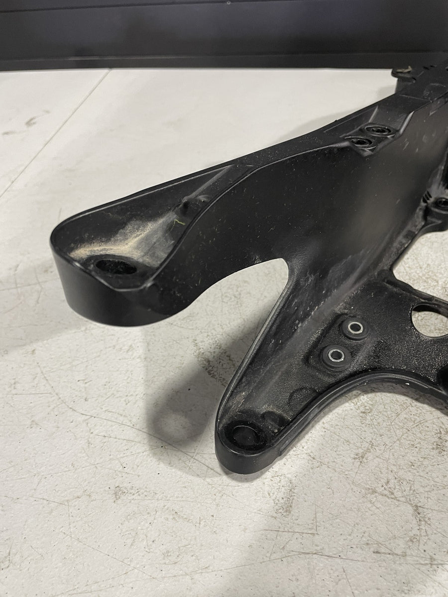 20-26 YAMAHA YZF R1 REAR BACK TAIL SUBFRAME SUB FRAME DAMAGED