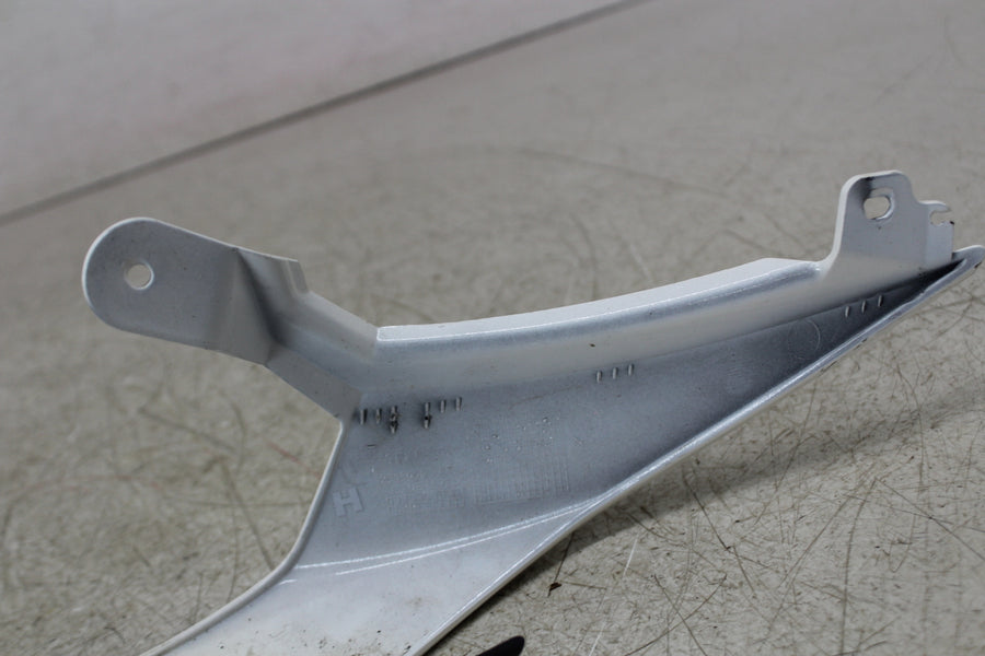 23-24 TRIUMPH STREET TRIPLE 765 RIGHT REAR BACK TAIL FAIRING COWL SHROUD