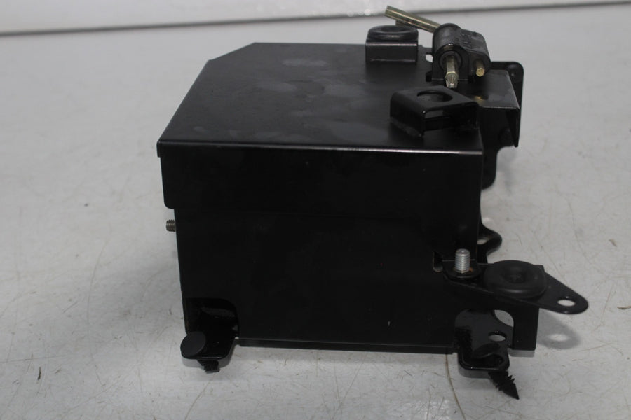 11-17 VICTORY HIGH BALL BATTERY TRAY BOX HOLDER