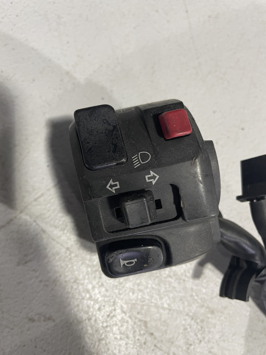 98-99 KAWASAKI NINJA ZX9R LEFT CLIP ON HANDLE HORN SIGNALS SWITCH SWITCHES