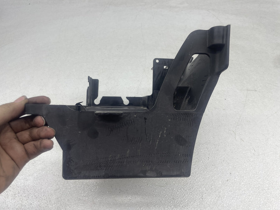 07-11 HARLEY-DAVIDSON ELECTRA GLIDE CLASSIC FLHTC BATTERY TRAY BOX HOLDER