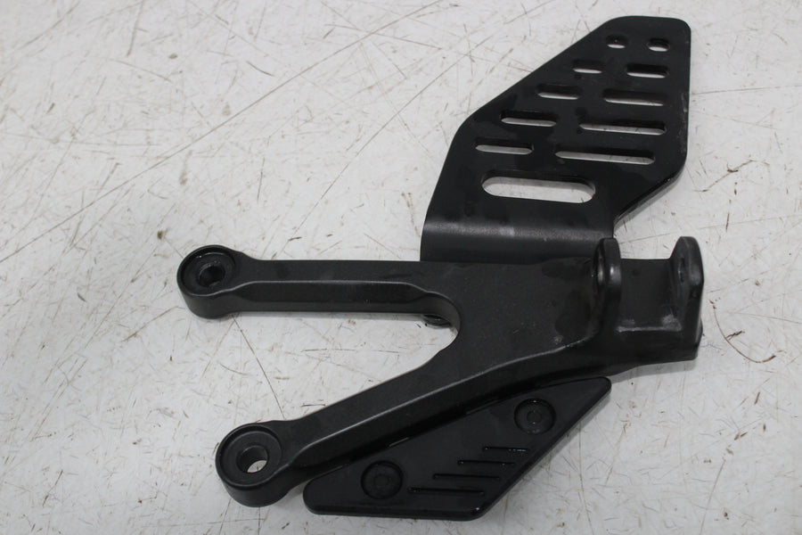 17-20 YAMAHA YZF R6 LEFT REARSET REAR SET FOOT PEG BRACKET MOUNT W SHIFTER