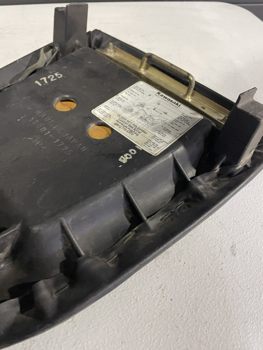 94-97 KAWASAKI NINJA ZX9R REAR BACK PASSENGER SEAT