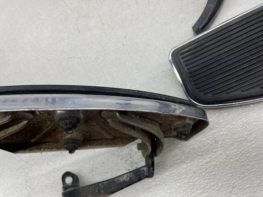 07-11 HARLEY-DAVIDSON ELECTRA GLIDE ULTRA CLASSIC FRONT FLOORBOARDS SET PAIR