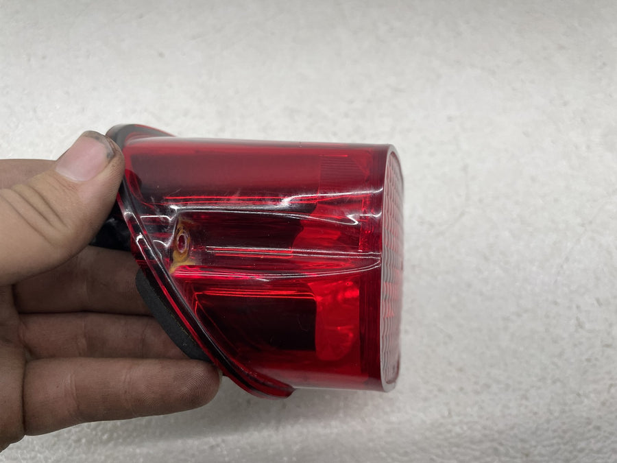 07-11 HARLEY-DAVIDSON ELECTRA GLIDE ULTRA CLASSIC TAILLIGHT REAR BRAKE LIGHT