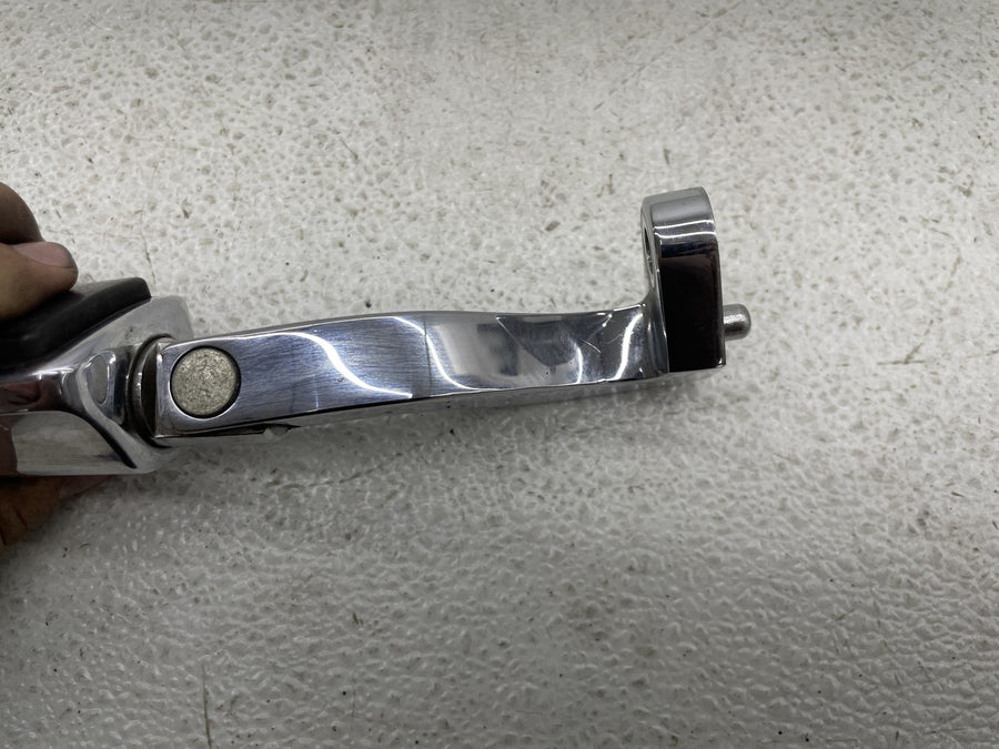 07-11 HARLEY-DAVIDSON STREET GLIDE FLHX REAR PASSENGER FOOTPEGS PEGS PAIR