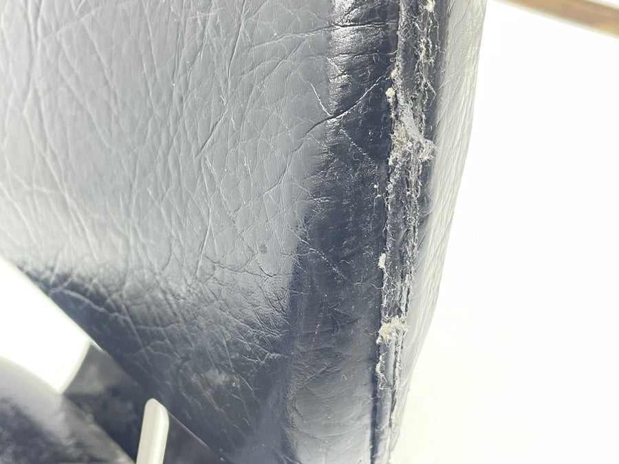 04-06 VICTORY KINGPIN REAR BACK PASSENGER SEAT BACK REST 2683240