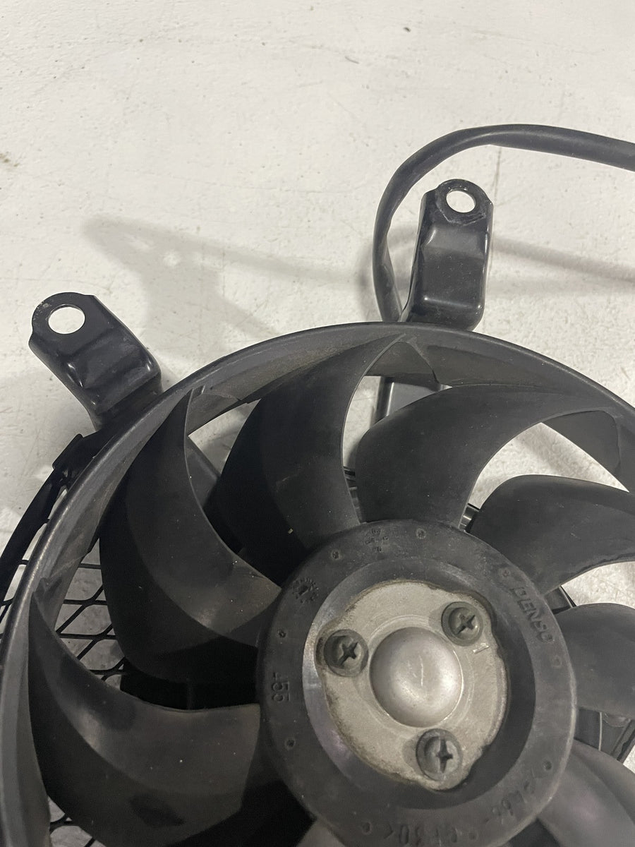 02-05 KAWASAKI NINJA ZX12R RIGHT ENGINE RADIATOR COOLING FAN MOTOR