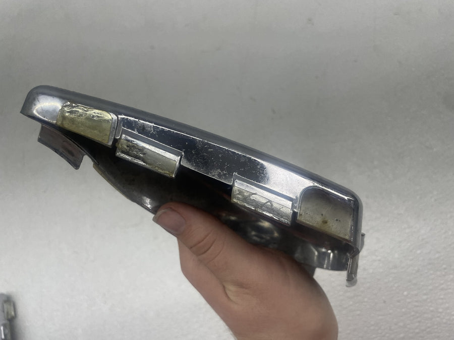02-06 HARLEY-DAVIDSON V-ROD VRSC SIDE COVER PANEL COWL FAIRING CHROME