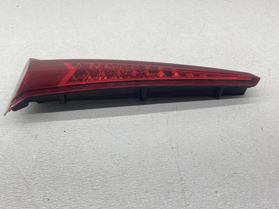 12-17 VICTORY CROSS COUNTRY TOUR TAILLIGHT REAR TAIL BRAKE LIGHT NICE