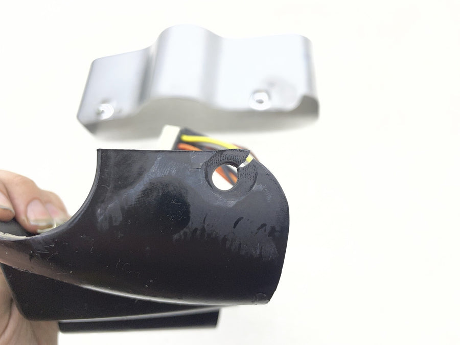 07-11 HARLEY-DAVIDSON ELECTRA GLIDE ULTRA CLASSIC DASHBOARD SWITCH PANEL COVER