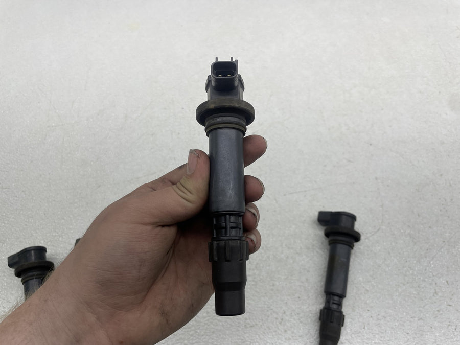 06-07 SUZUKI GSXR600 IGNITION COILS COIL SPARK PLUG CAPS