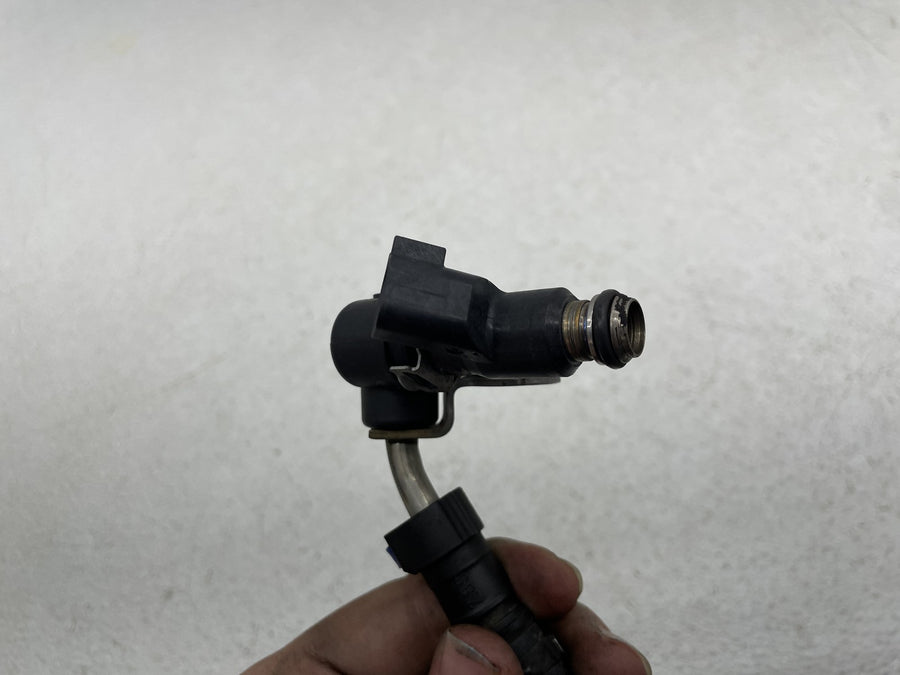 06-11 HARLEY-DAVIDSON DYNA STREET BOB FXDBI FUEL INJECTORS W/ RAIL