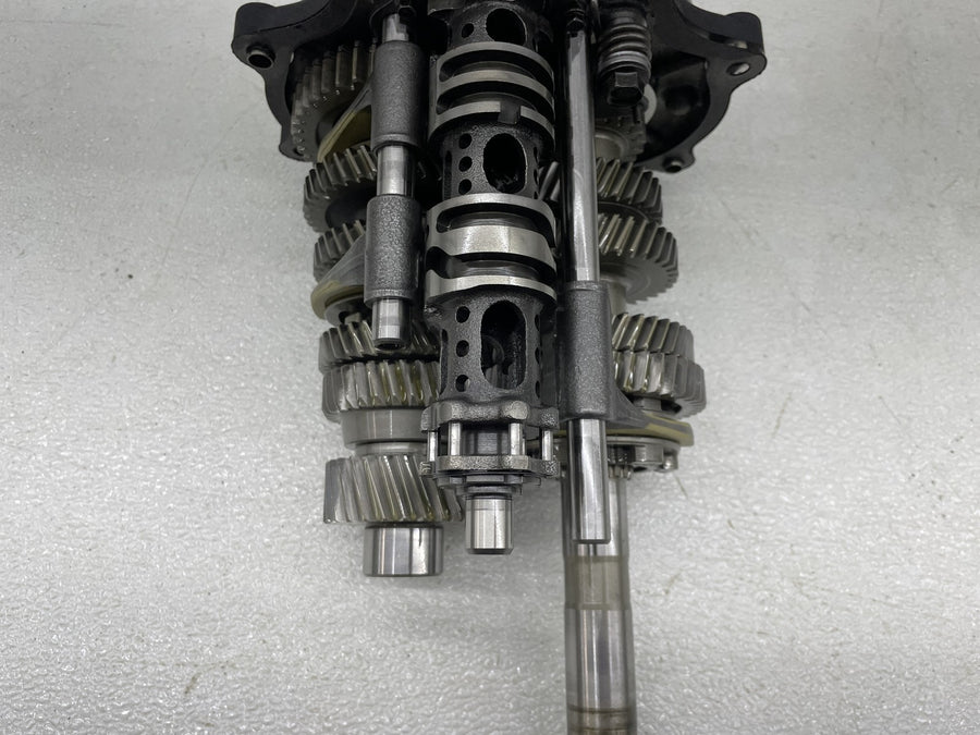 24-26 HARLEY-DAVIDSON STREET GLIDE FLHX M8 117CI ENGINE TRANSMISSION GEARS