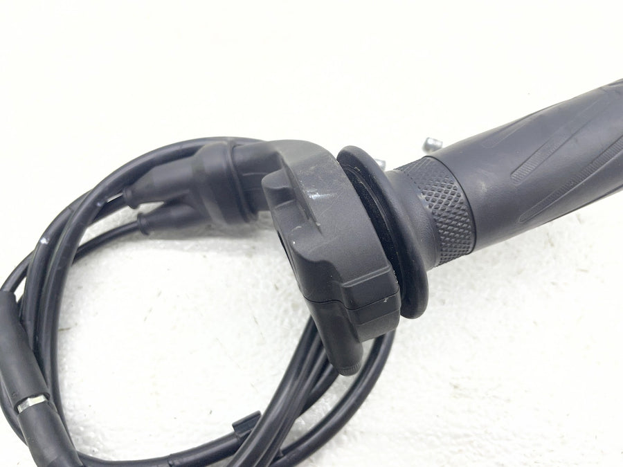 18-21 YAMAHA MT-10 THROTTLE GRIP W/ CABLE