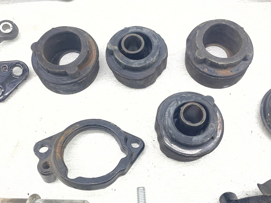 21-22 HARLEY-DAVIDSON IRON 883 XL883N PARTS HARDWARE MOUNTS HORN BATTERY TRAY