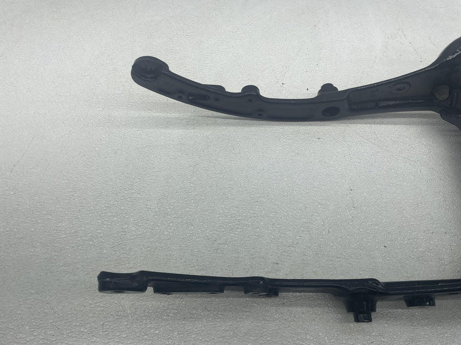 07-11 HARLEY-DAVIDSON ELECTRA GLIDE CLASSIC FLHTC REAR BACK FENDER SUPPORT FRAME