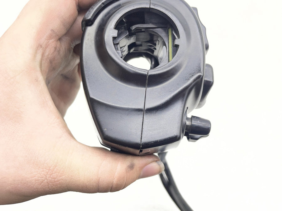 17-23 HARLEY-DAVIDSON ELECTRA GLIDE ULTRA LIMITED FLHTK LEFT CONTROL SWITCH
